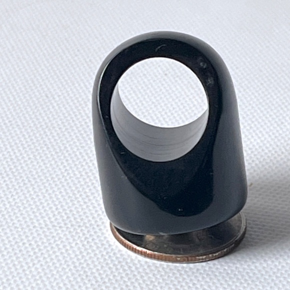 Vintage Size 5.75 Lucite Ring Chunky Flat Top Dome Black w Rhinestone Statement - Picture 3 of 14